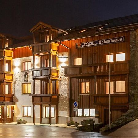 Genusshotel Hohenbogen Нойкирхен-байм-Хайлиген-Блут Экстерьер фото