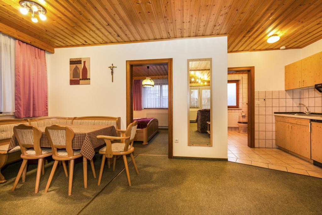 Genusshotel Hohenbogen Нойкирхен-байм-Хайлиген-Блут Экстерьер фото